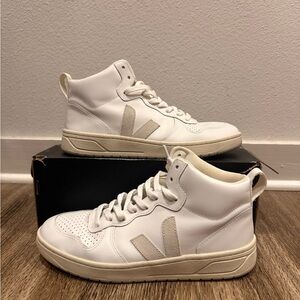 Veja V-15 White Women’s High Top Sneakers EU 40 US 9